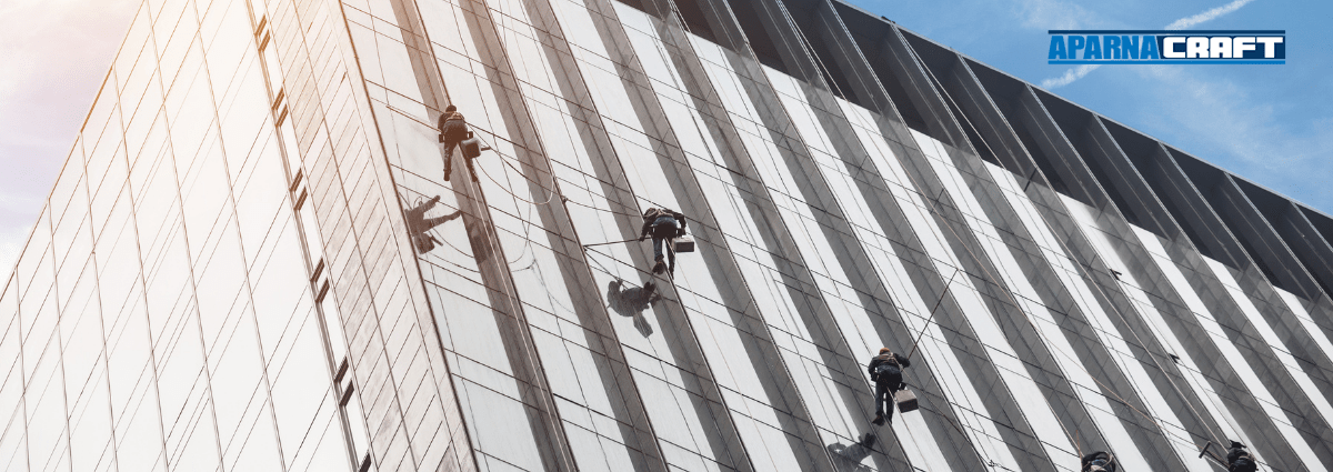 Safety Measures in Façade Cleaning: Ensuring Cleanliness and Security